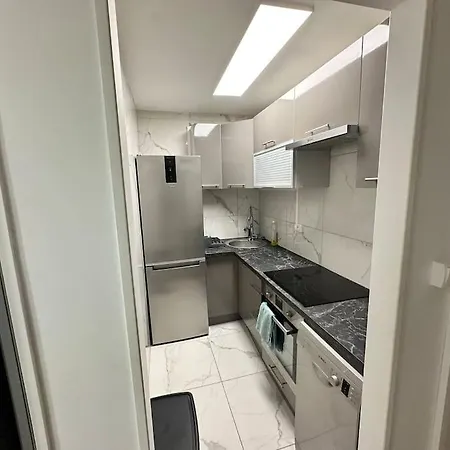 Luxueux Avec Piscine Apartment